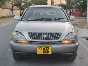Toyota Harrier 2002 Silver