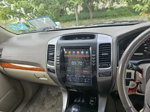 Toyota Land Cruiser Prado 2006 White