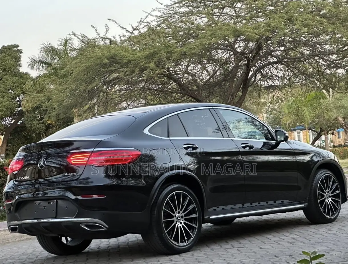 Mercedes-Benz GLC-Class 2017 Black