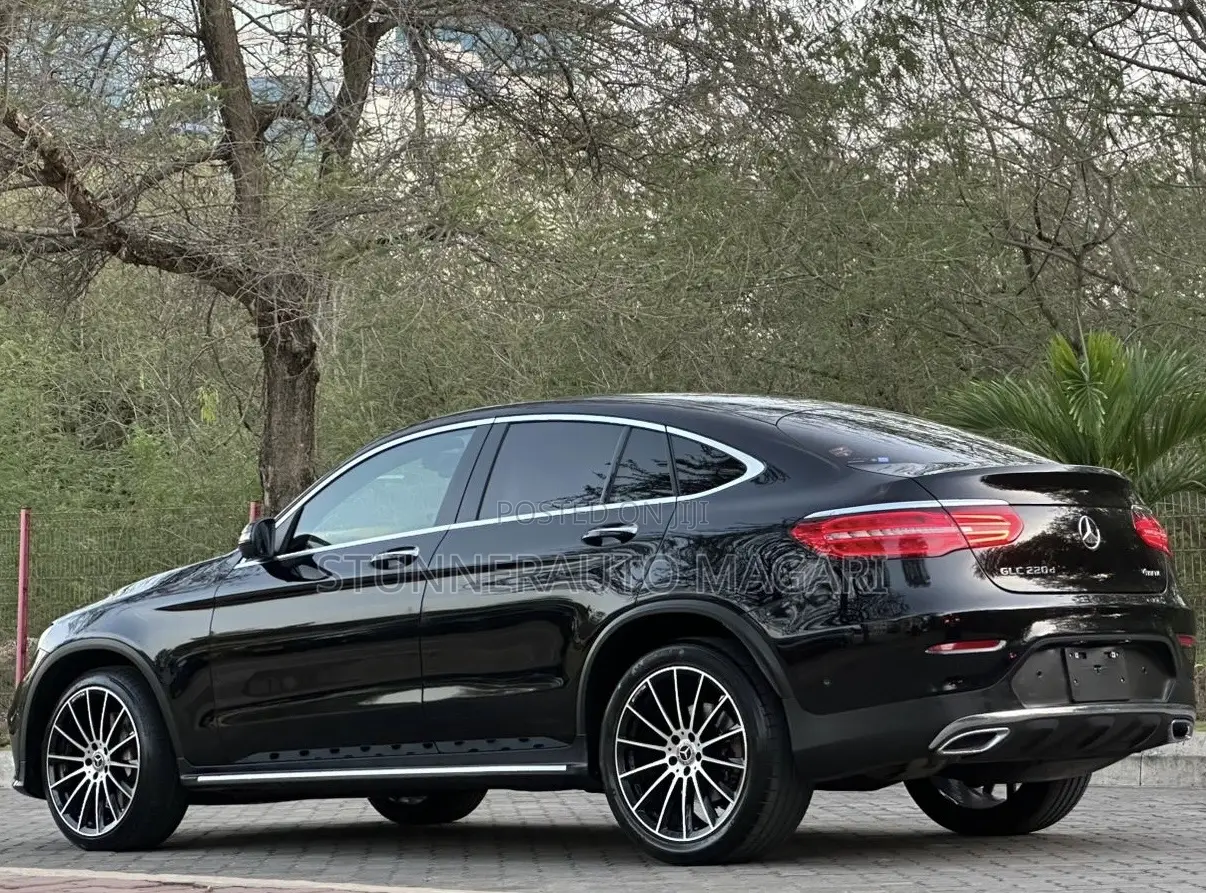 Mercedes-Benz GLC-Class 2017 Black