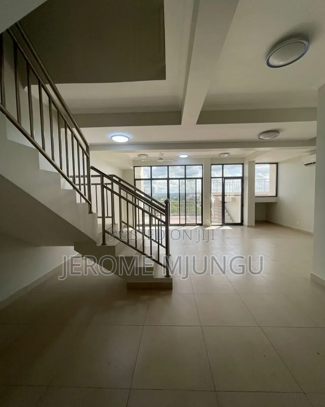 4bdrm Penthouse in Mikocheni for rent