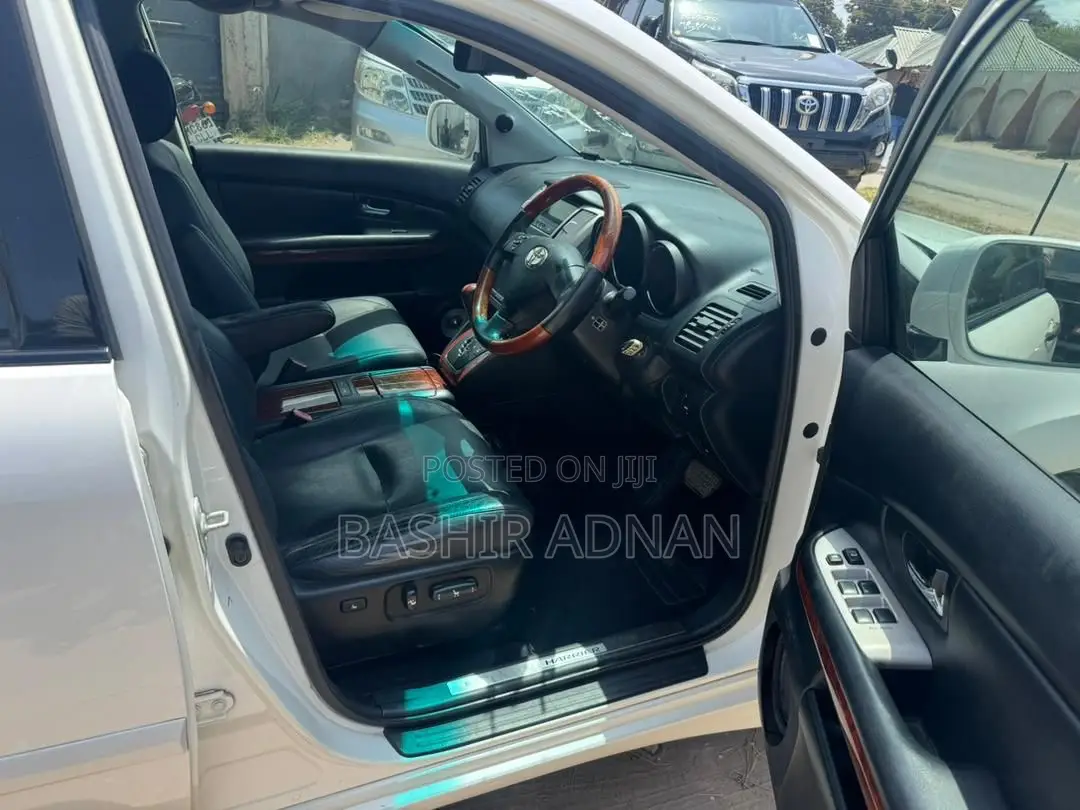 Toyota Harrier 2.4 2008 Off white