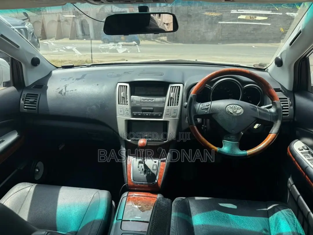 Toyota Harrier 2.4 2008 Off white