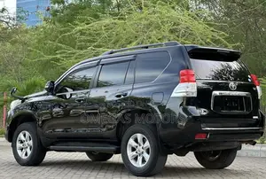Toyota Land Cruiser Prado 2011 Black