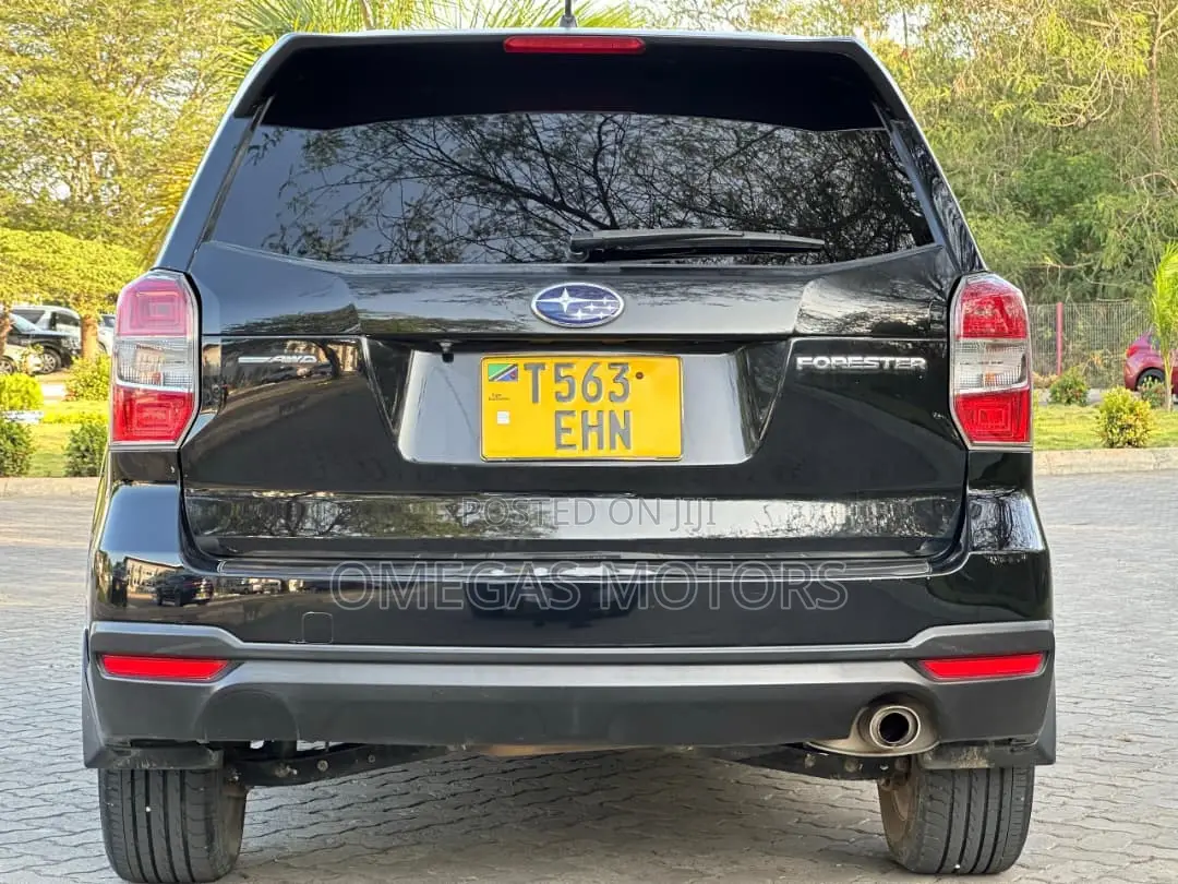 Subaru Forester 2014 Black