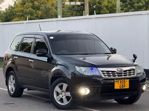 Subaru Forester 2011 Black