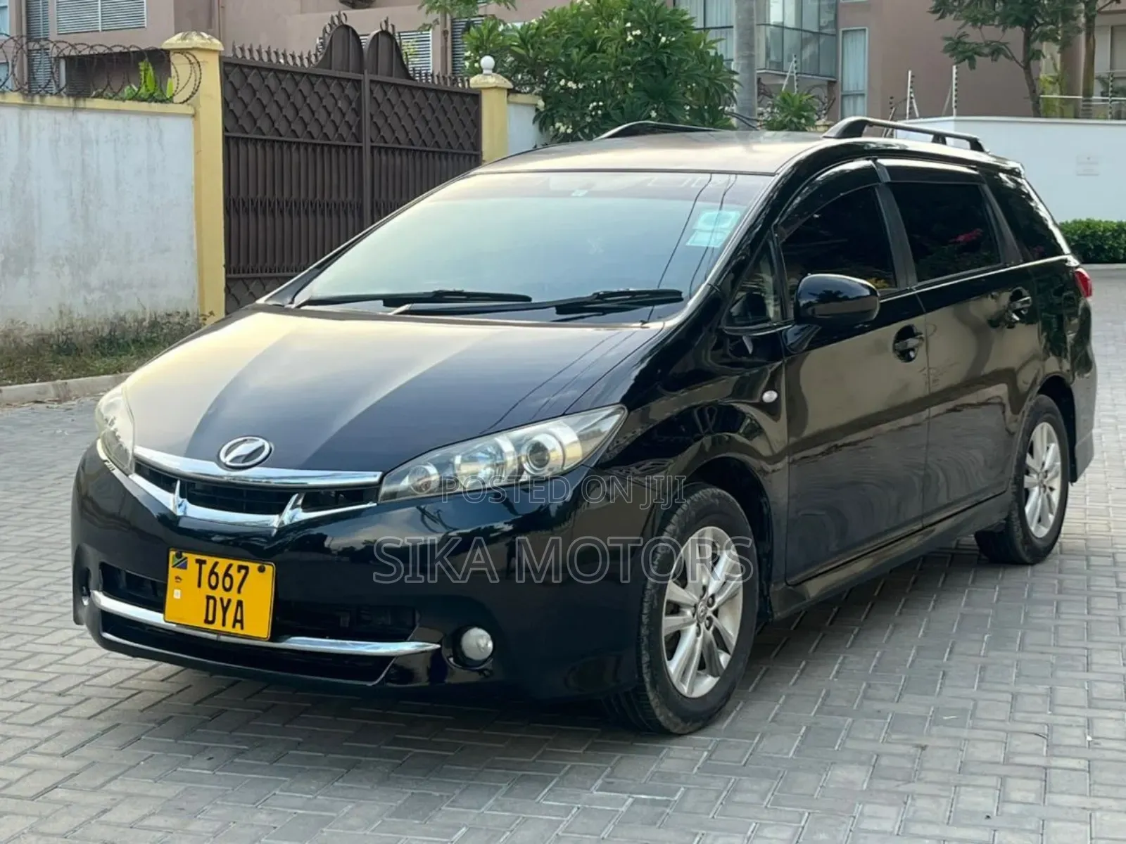 Toyota Wish 2013 Black