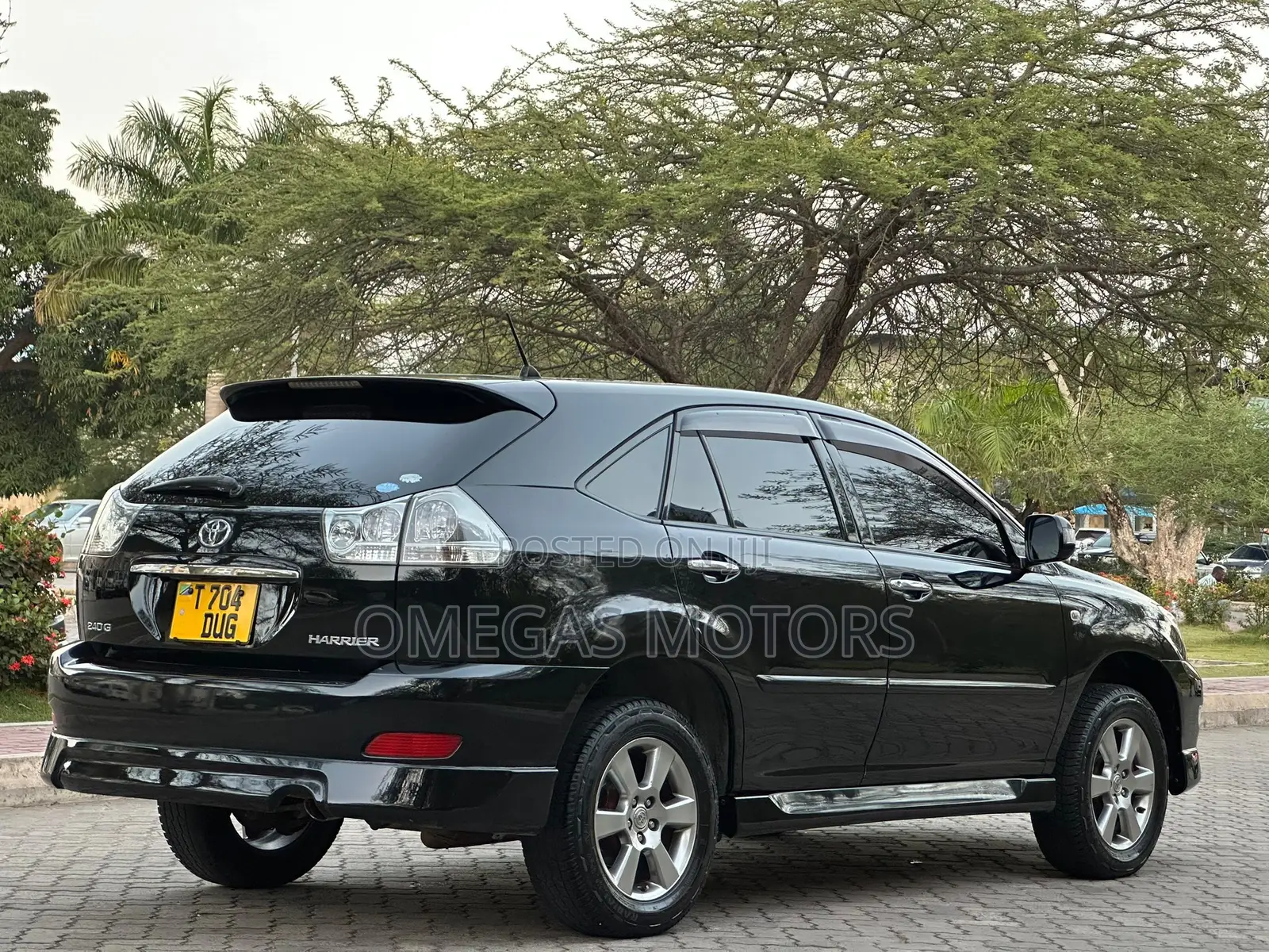 Toyota Harrier 2.4 2008 Black