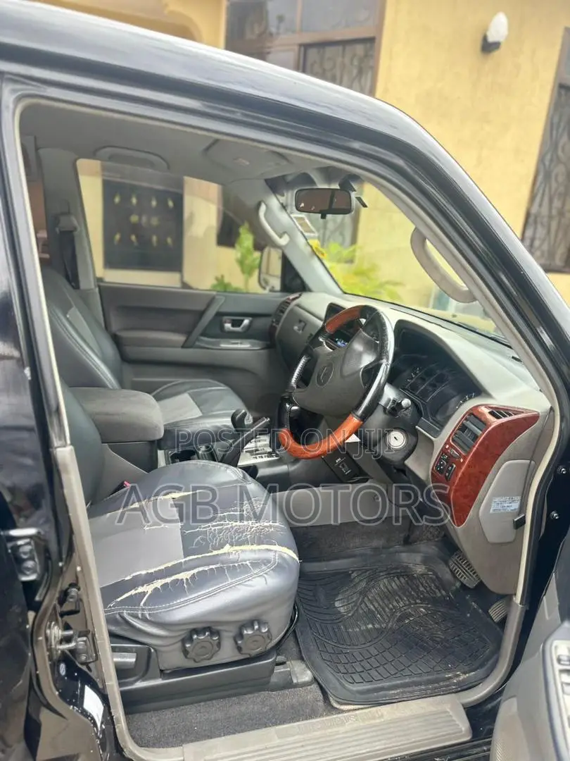 Mitsubishi Pajero 2007 Black