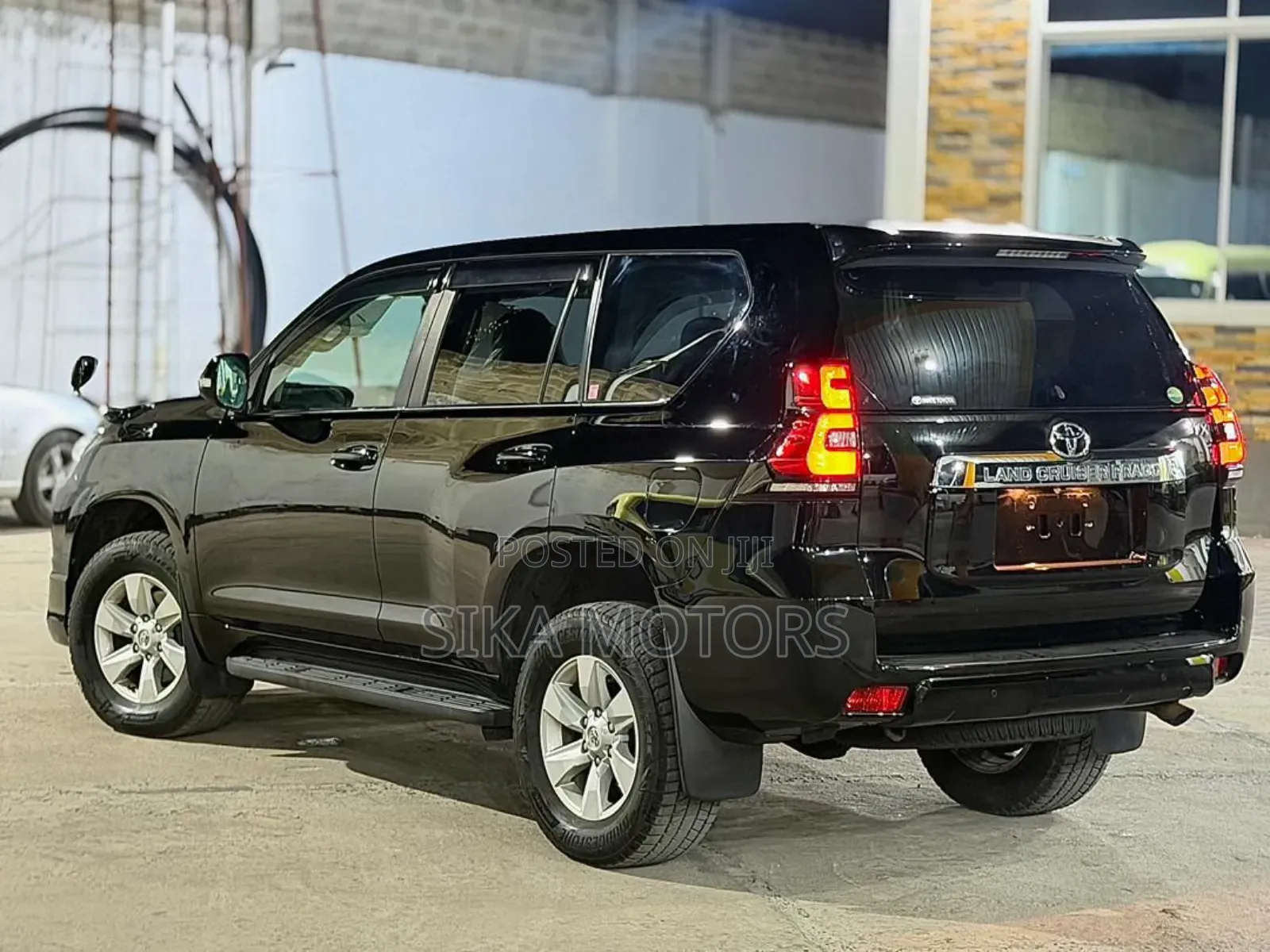 Toyota Land Cruiser Prado 2020 Black