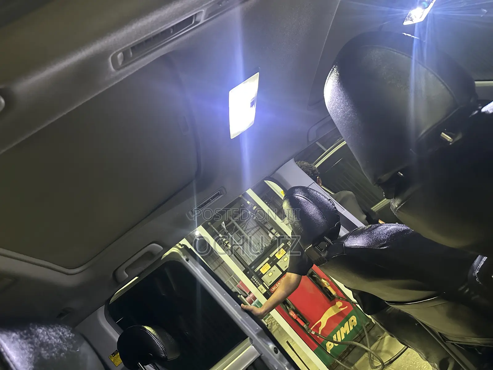 Toyota Noah 2009 Silver