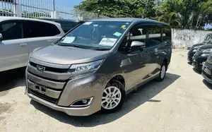 Toyota Noah 2.0 FWD (6 Seater) 2020 Beige