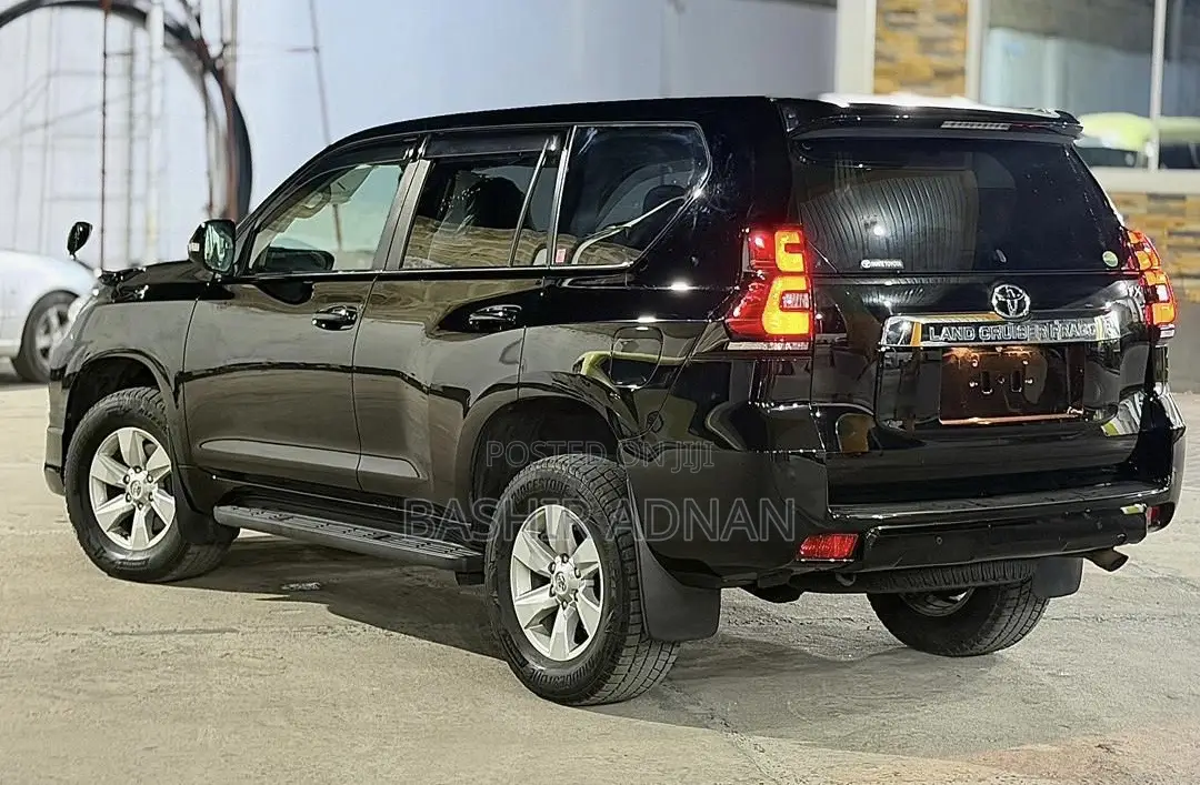 Toyota Land Cruiser Prado 2.8 2020 Matt Black