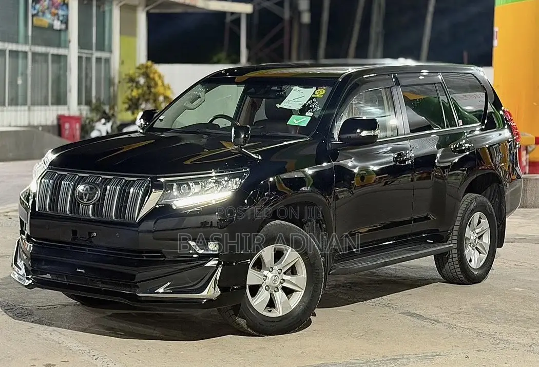 Toyota Land Cruiser Prado 2.8 2020 Matt Black