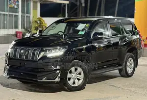 Toyota Land Cruiser Prado 2.8 2020 Matt Black