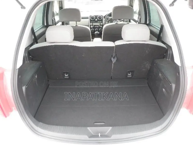 Mazda Verisa 2007 White