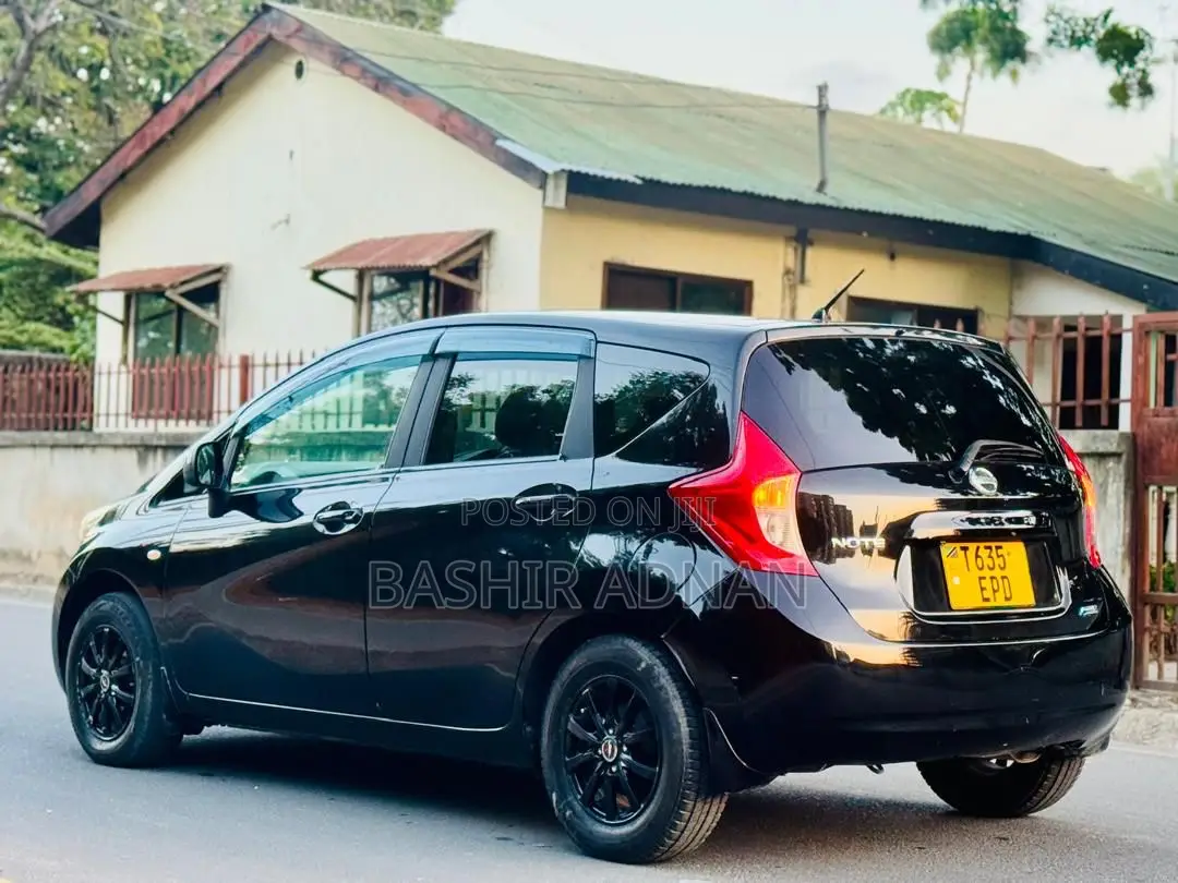 Nissan Note 1.2 Petrol 2013 Black