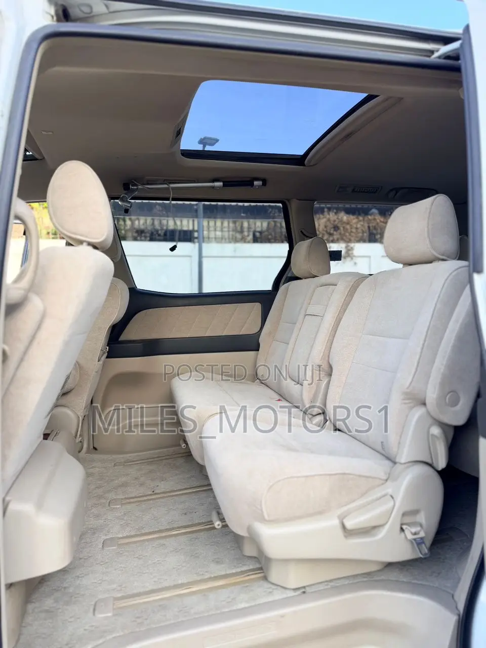 Toyota Alphard 2004 White