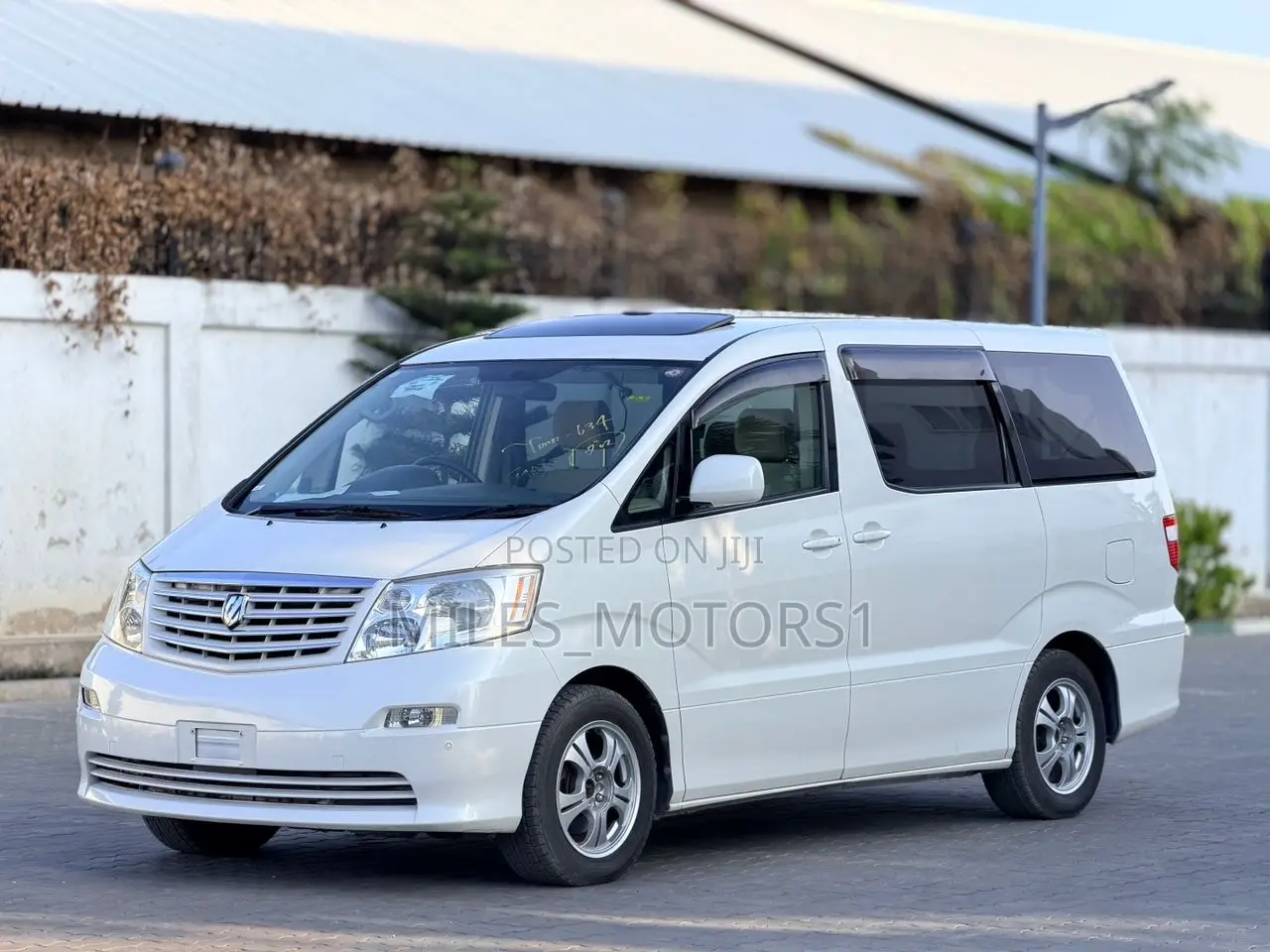 Toyota Alphard 2004 White