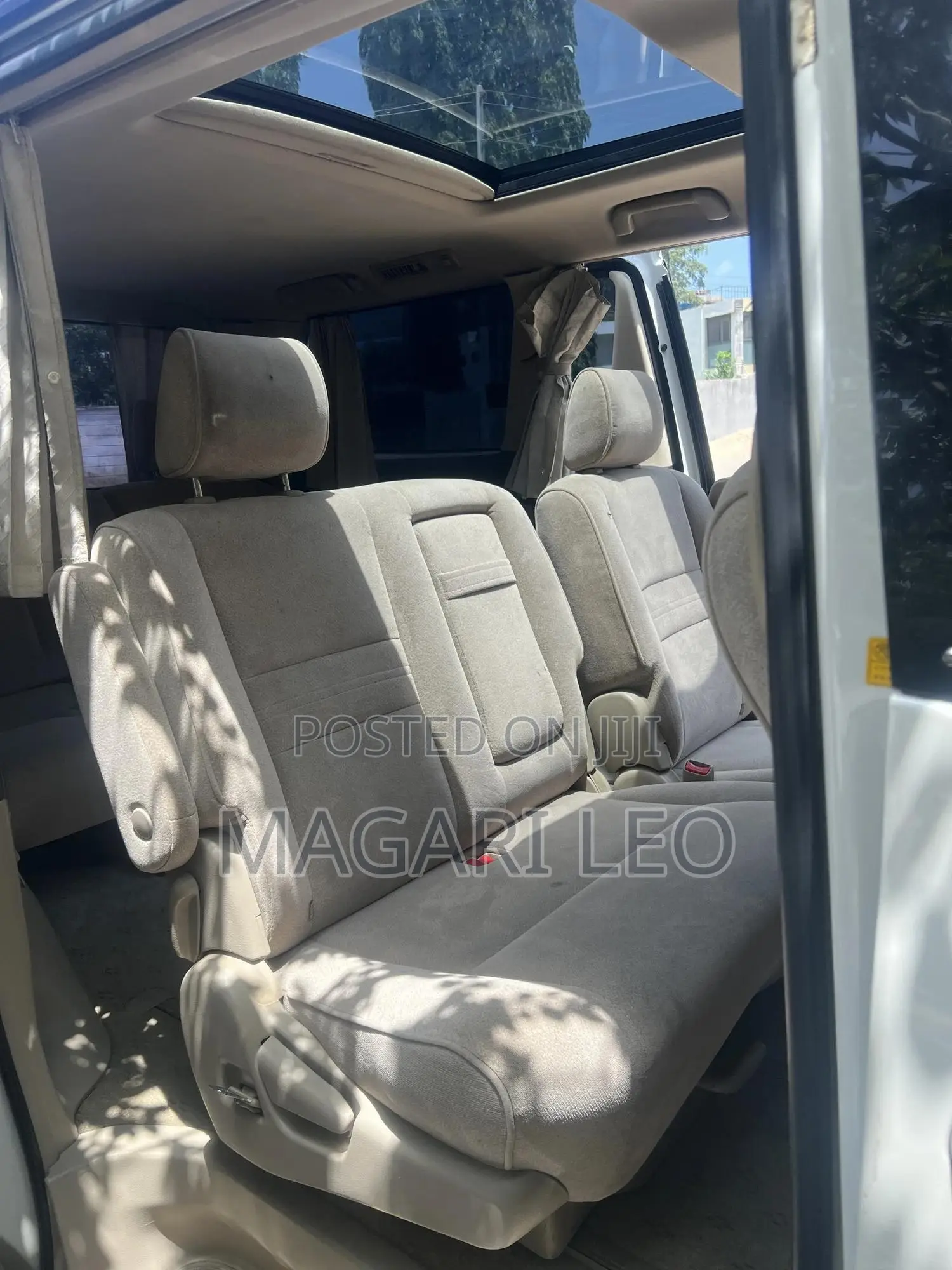 Toyota Alphard 2005 Pearl