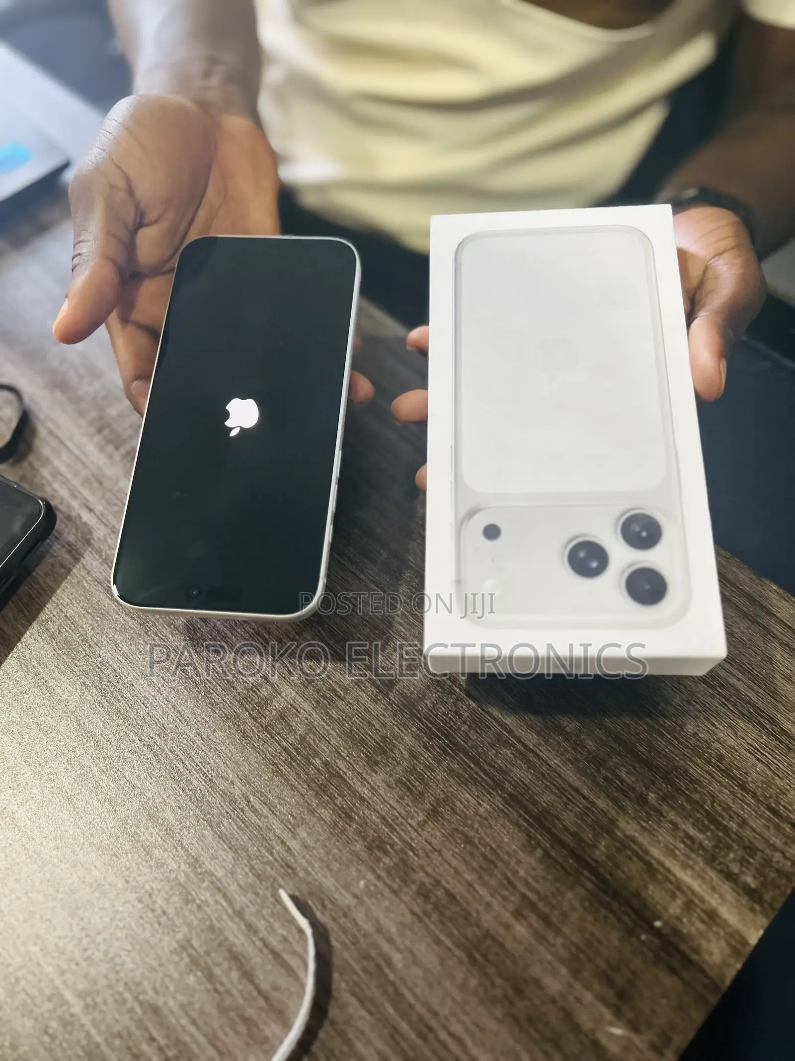 New Apple iPhone 17 Pro Max 256 GB Silver