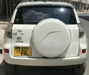 Toyota RAV4 2008 White