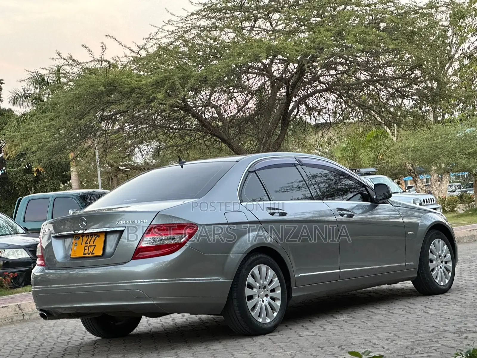 Mercedes-Benz C-Class 2007 Gray