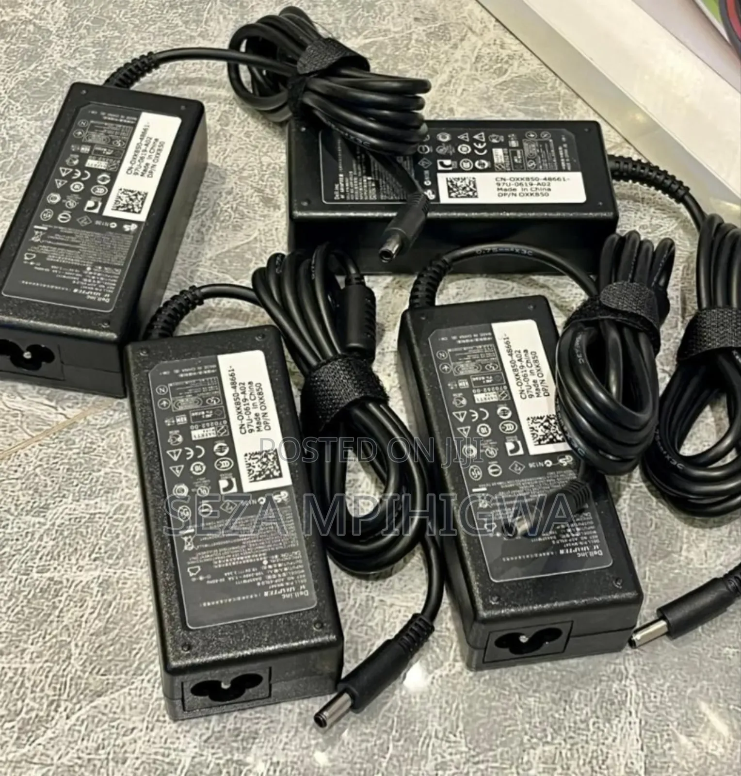 Dell Small Pin Adapter 65 Watts