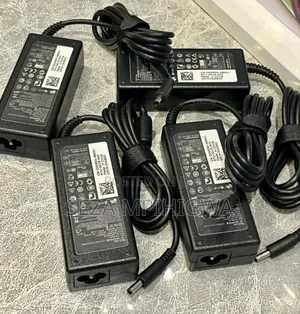 Dell Small Pin Adapter 65 Watts