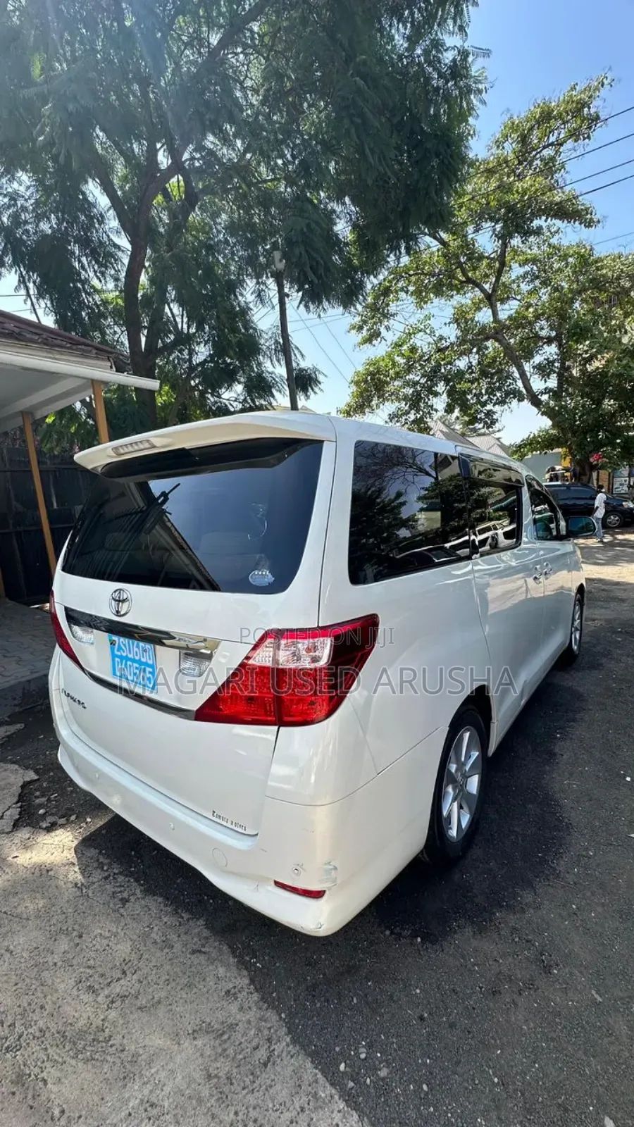 Toyota Alphard 2009 White