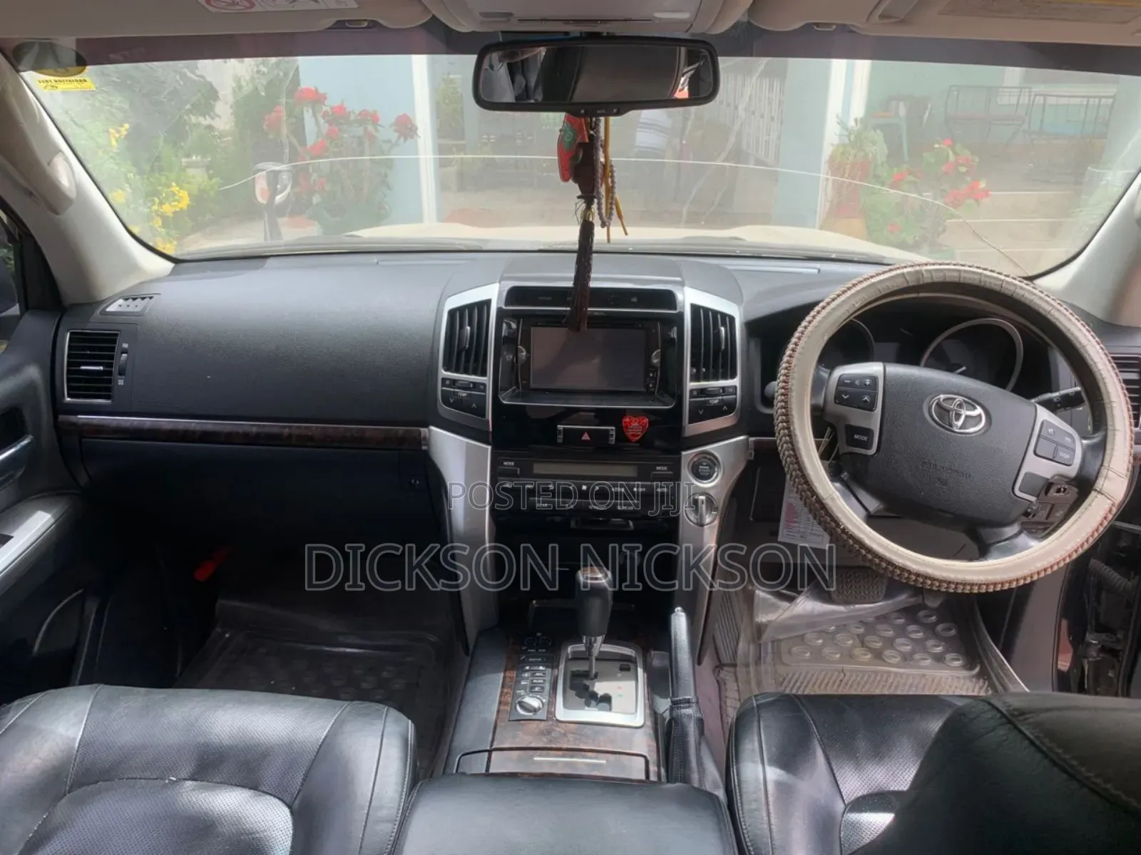 Toyota Land Cruiser 4.6 V8 ZX 2013 Black