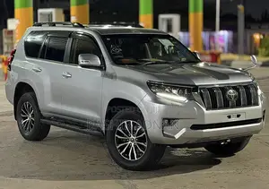 Toyota Land Cruiser Prado 2.7 2018 Silver