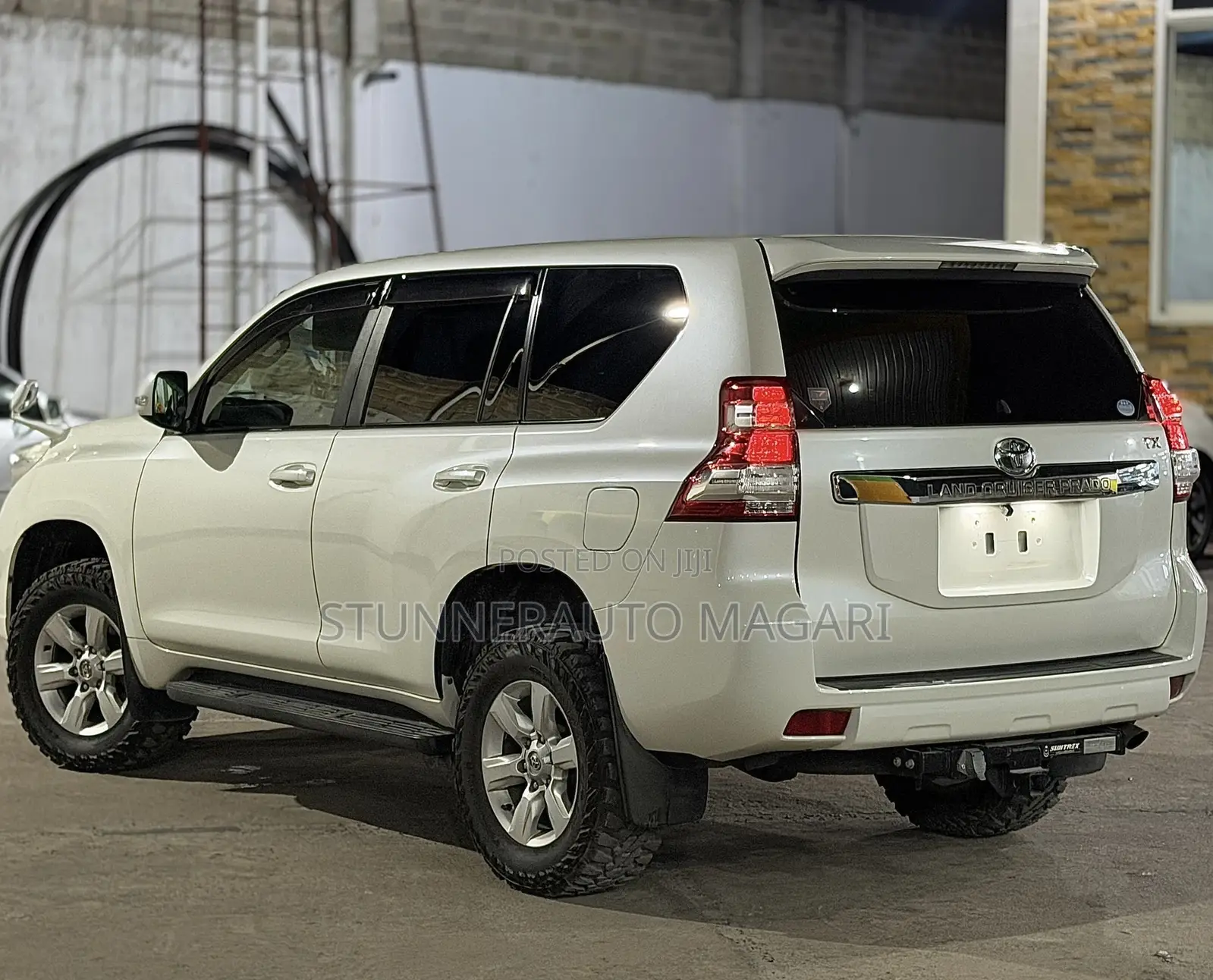Toyota Land Cruiser Prado 2014 White