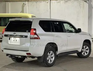 Toyota Land Cruiser Prado 2014 White