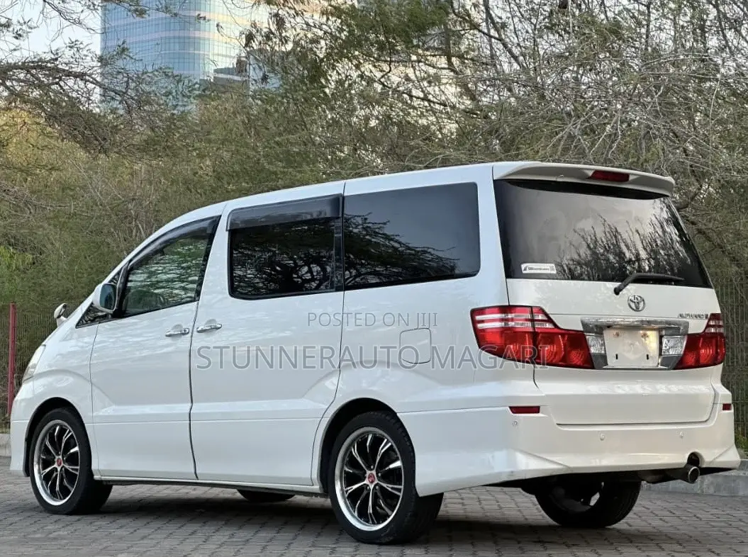 Toyota Alphard 2006 Pearl