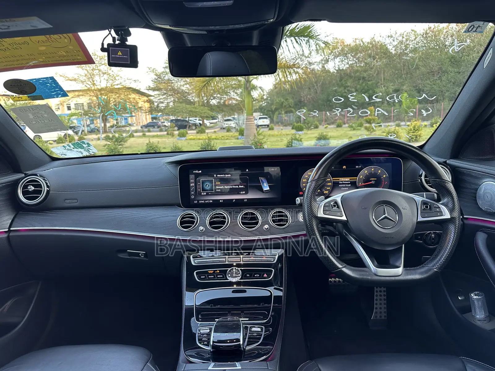 Mercedes-Benz E200 2017 Pearl