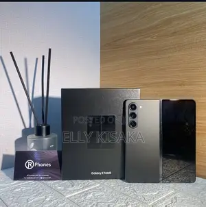New Samsung Galaxy Z Fold 5 256 GB Black