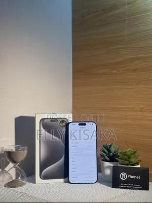 New Apple iPhone 15 Pro Max 256 GB Black