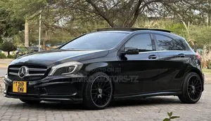 Mercedes-Benz A-Class 2015 Black