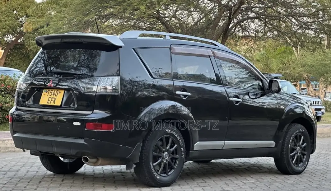 Mitsubishi Outlander 2009 Black