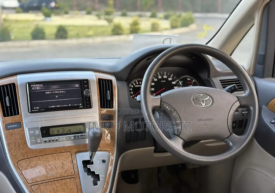 Toyota Alphard 2006 White