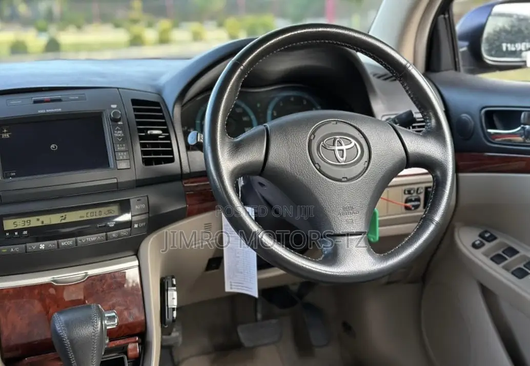 Toyota Premio 2005 Green
