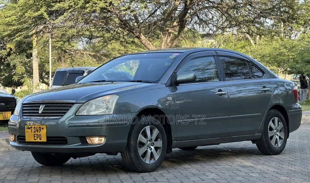 Toyota Premio 2005 Green