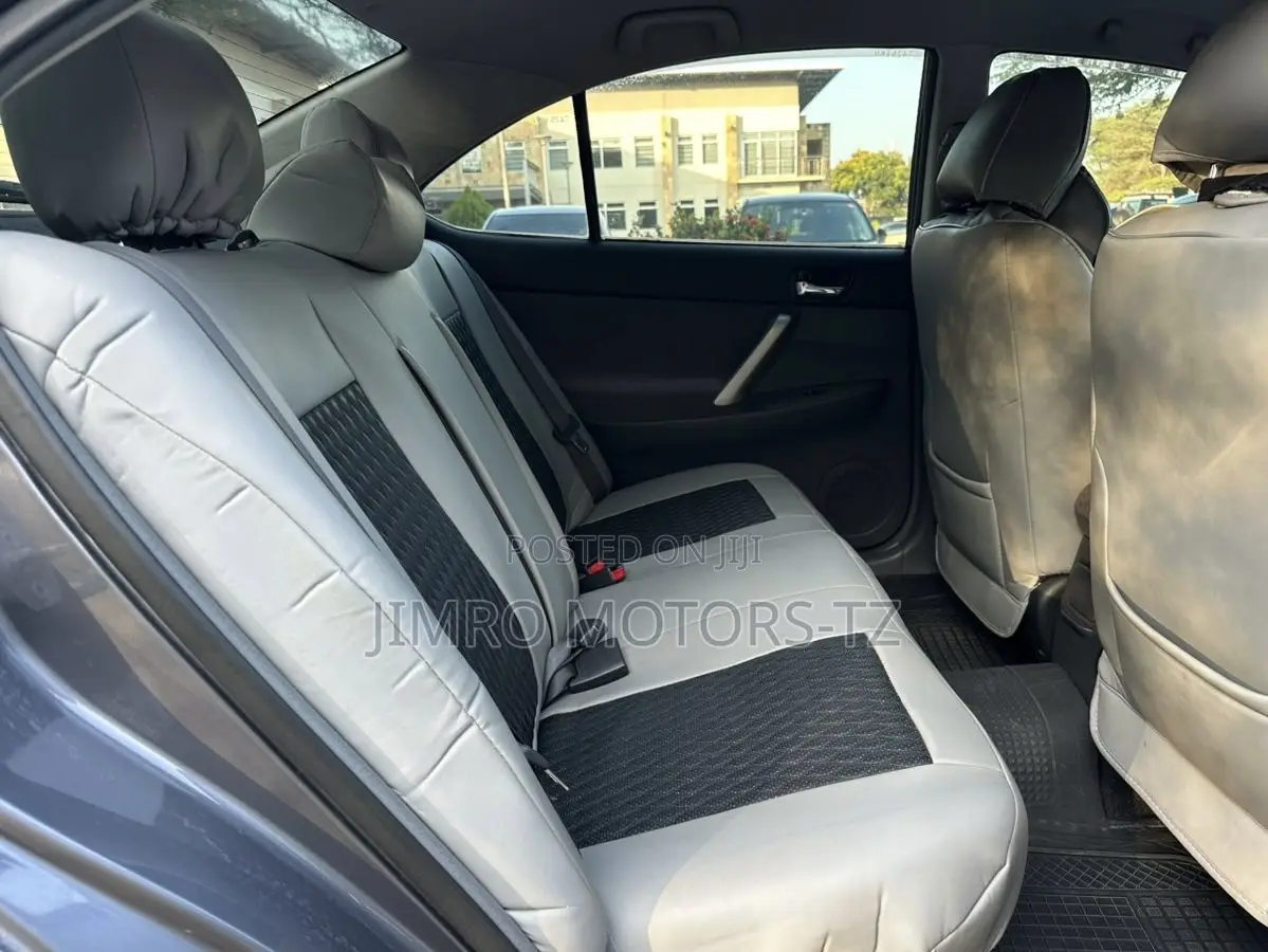 Toyota Premio 2004 Silver