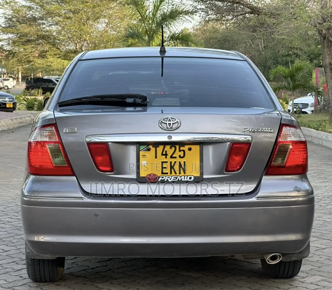 Toyota Premio 2004 Silver