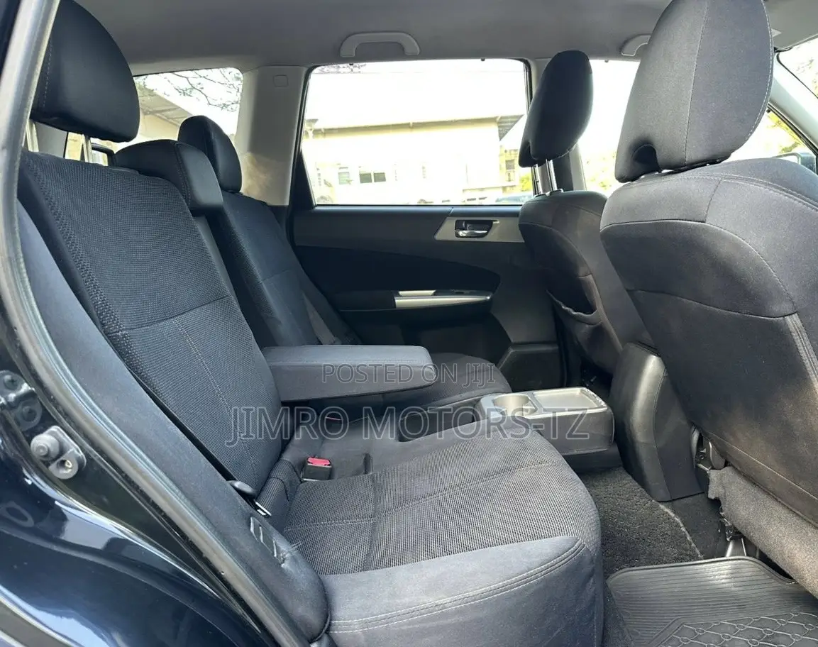 Toyota HiAce 2009 Silver