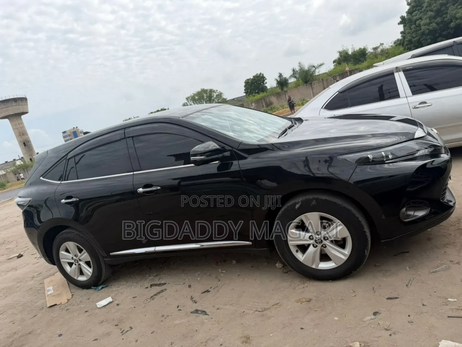 Toyota Harrier 2015