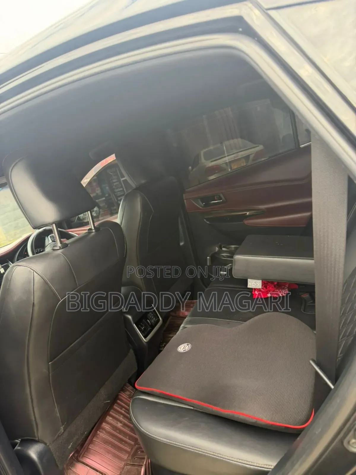 Toyota Harrier 2015