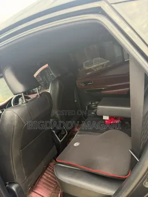Toyota Harrier 2015