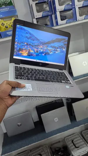 New Laptop HP EliteBook 820 G3 8GB Intel Core I5 SSD 256GB